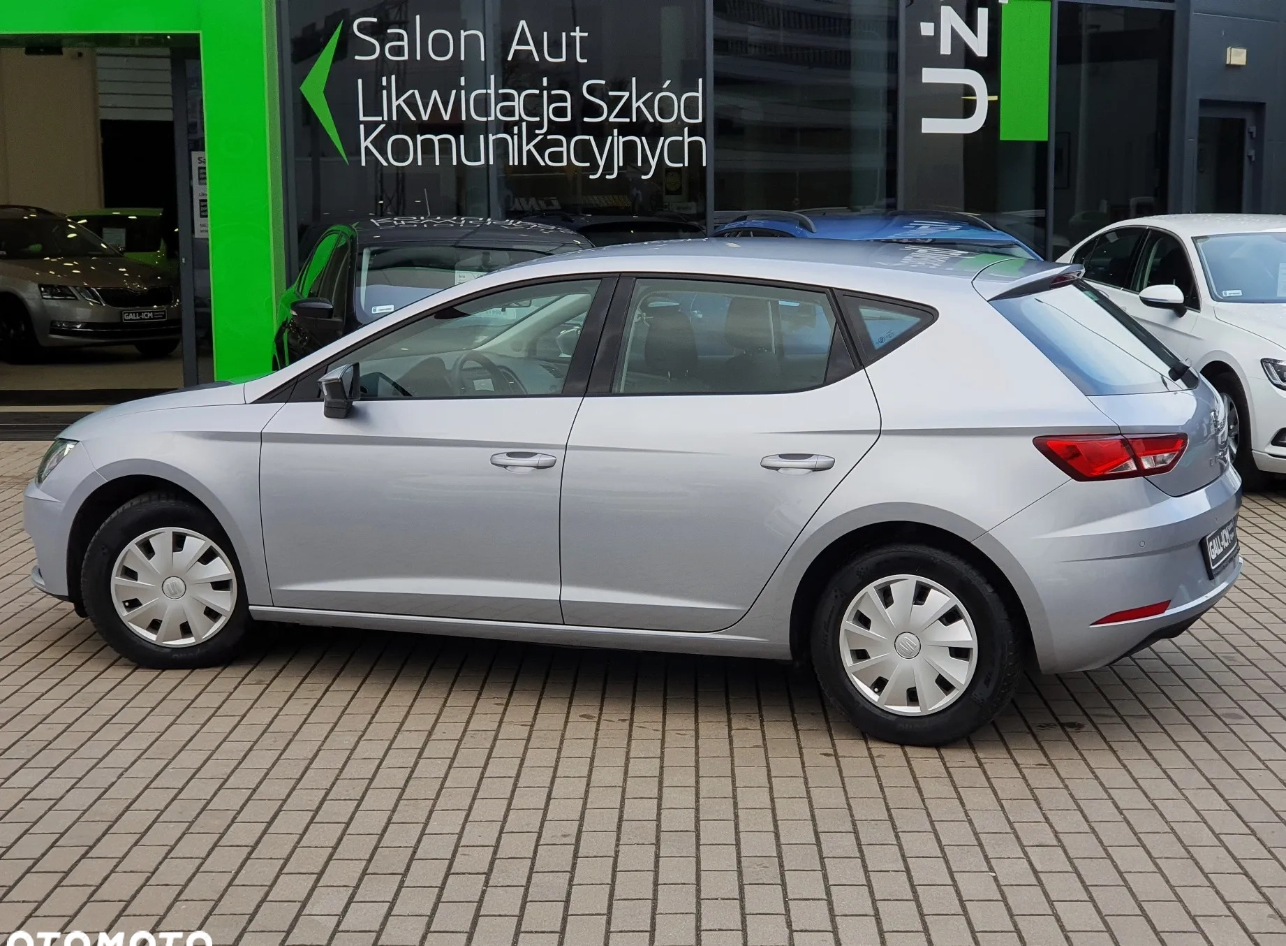 Seat Leon cena 57999 przebieg: 59920, rok produkcji 2019 z Suraż małe 277